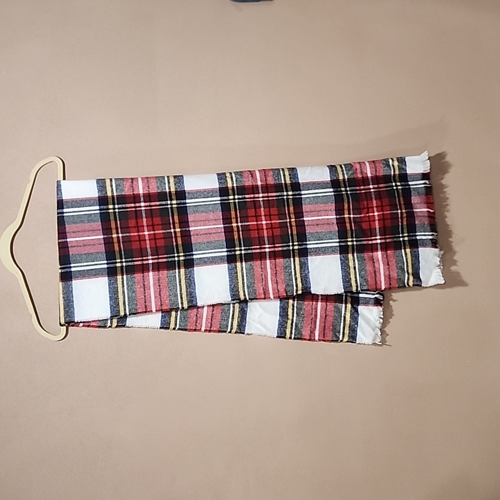Plaid scarf